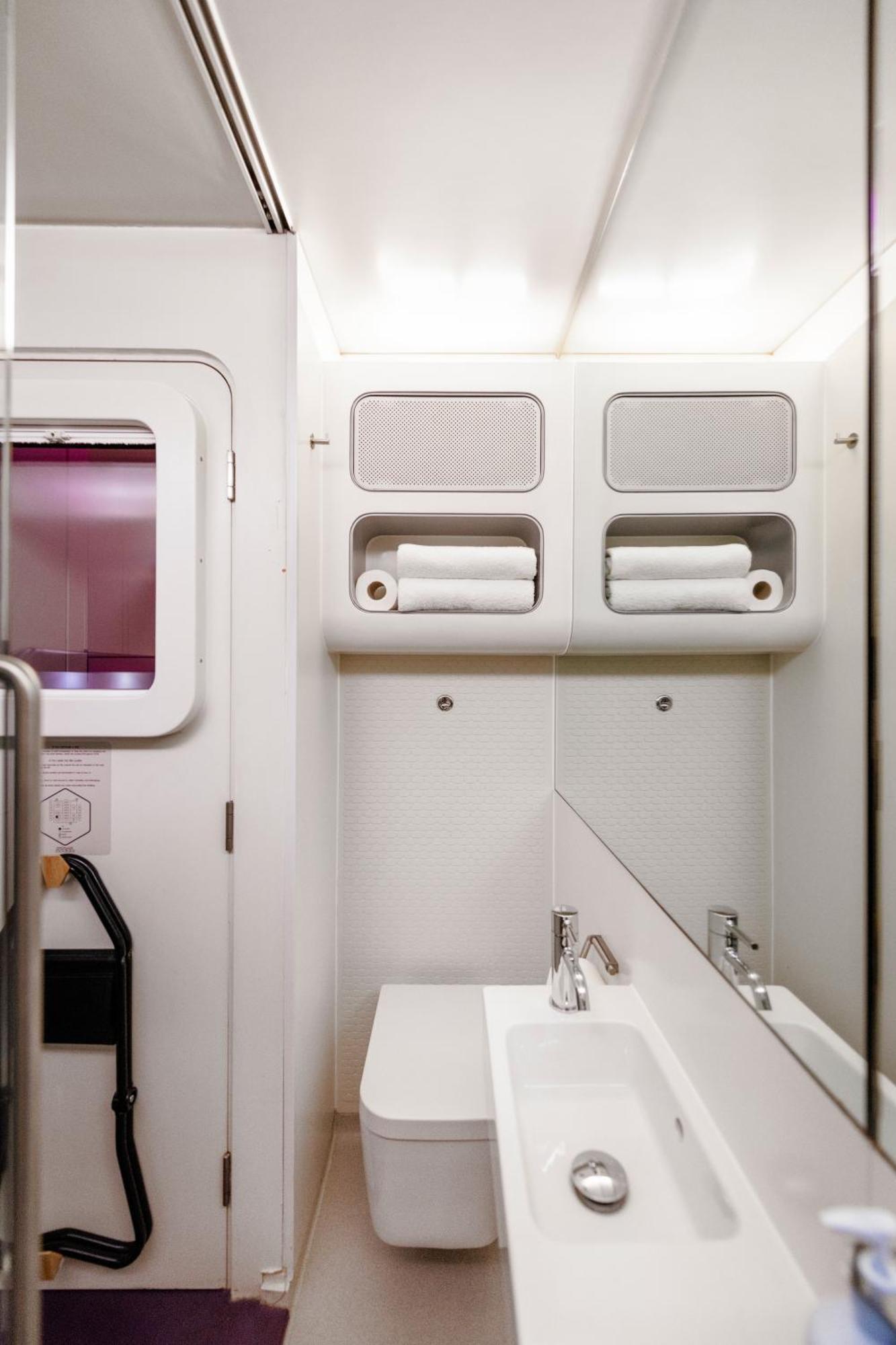 Yotelair London Gatwick Airport Horley  Esterno foto