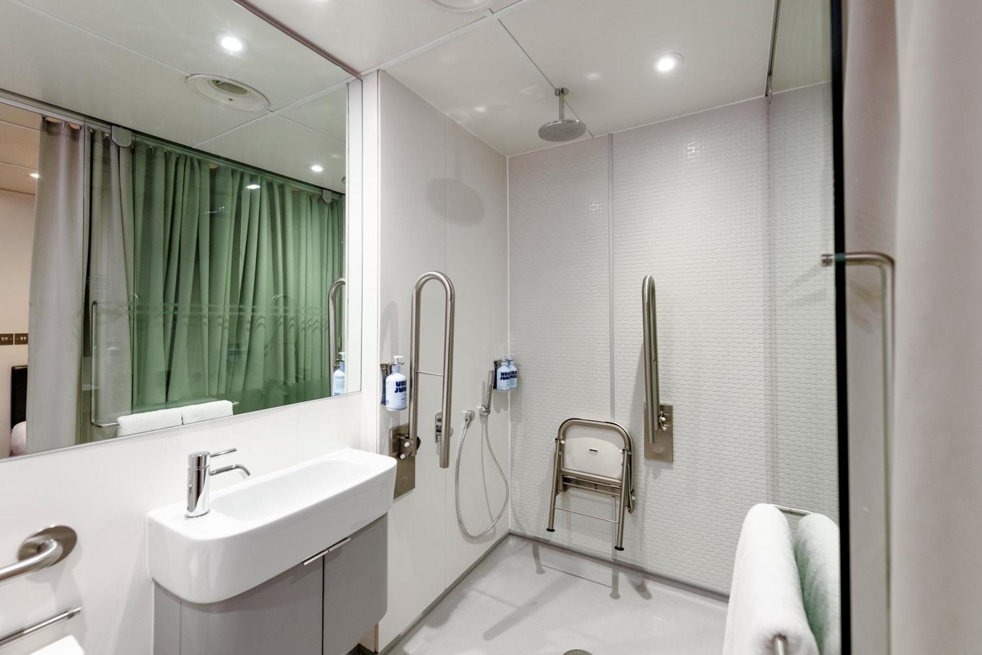 Yotelair London Gatwick Airport Horley  Esterno foto